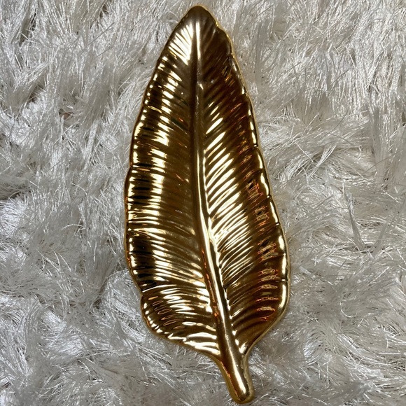 Gold Leave Trinket Tray - Picture 5 of 9